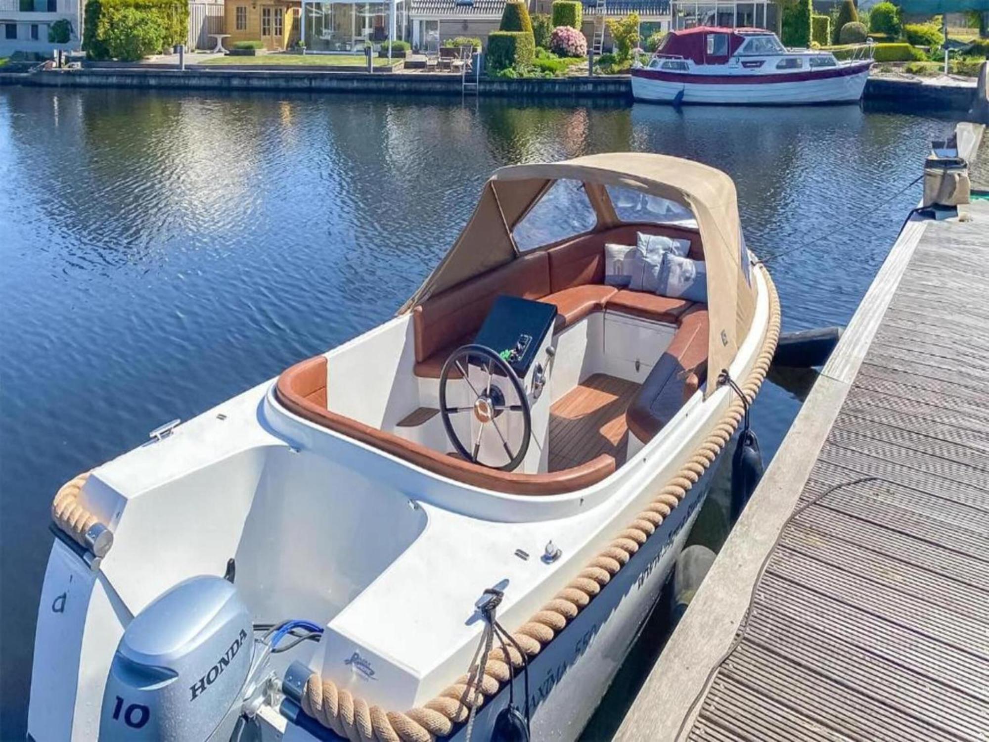 Luxury Docklodge On The Water Delfstrahuizen Bagian luar foto